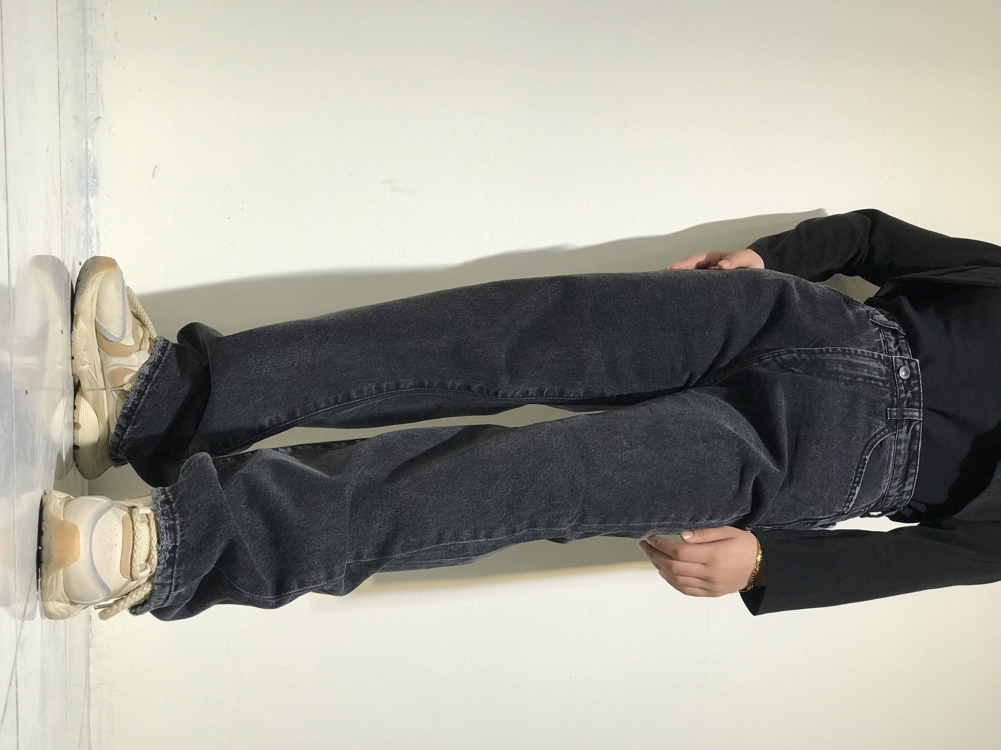 شلوارجین زنانه مدل نیم ذغالی